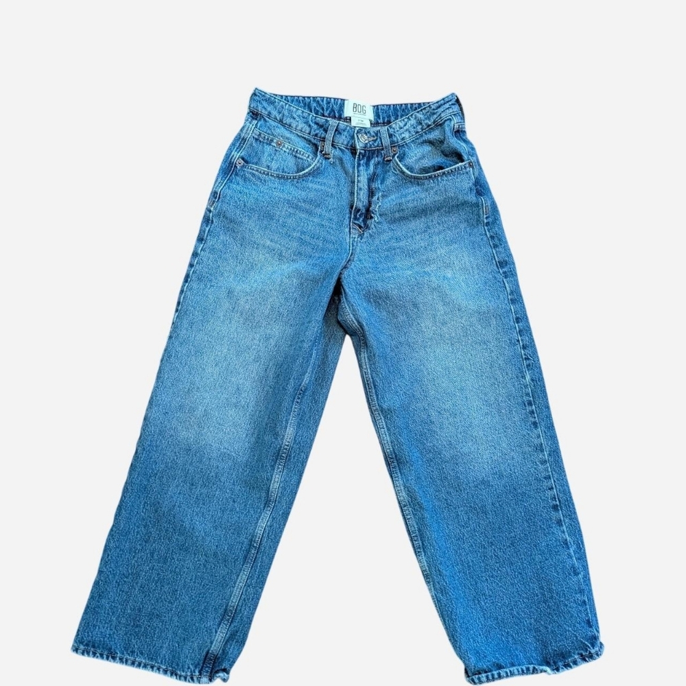 BDG Urban Outfitters Wide Leg blue denim jeans with a relaxed fit baggyjeans 90s